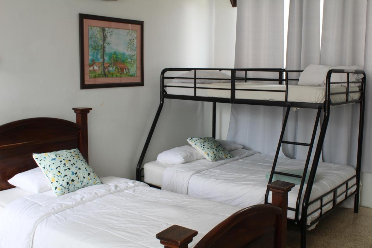 Hotel Cañas 外观 照片