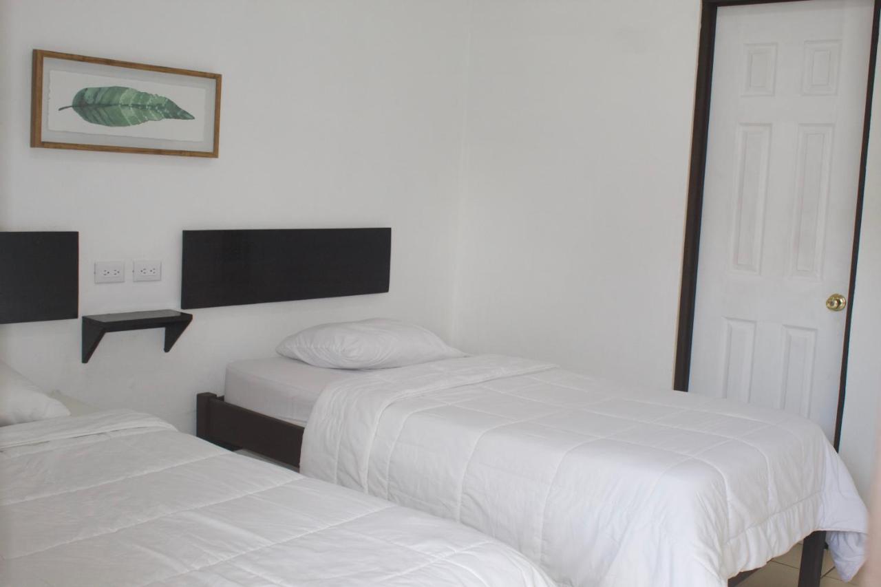Hotel Cañas 外观 照片