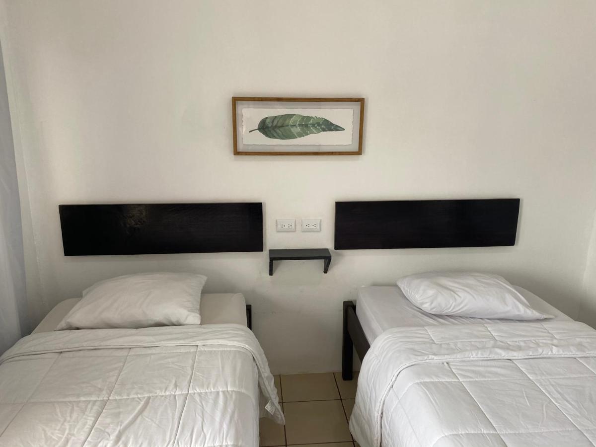 Hotel Cañas 外观 照片